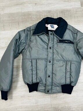 Small Mens COMFY SKI VINTAGE Puffer Jacket Contrast Collar - Gray/Navy PERFECT